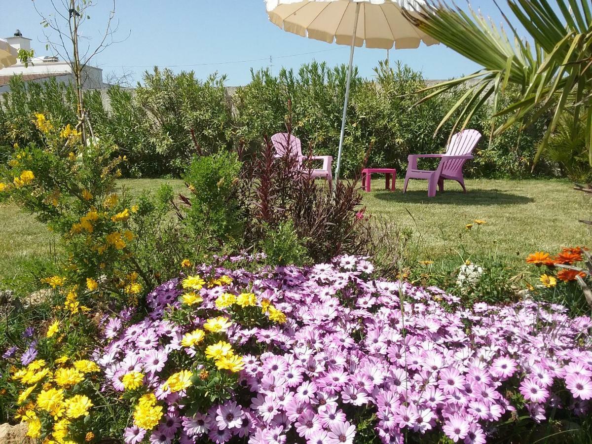 Li Curti Bed & Breakfast *